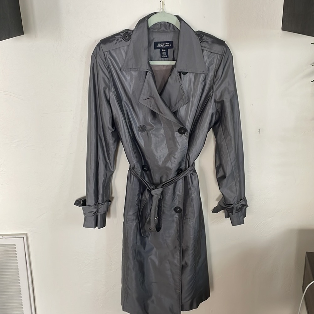 Jones, New York signature raincoat